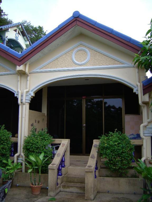 Oyo 851 On Hill Residence Patong Exterior photo